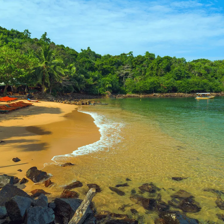 Unawatuna-Jungle-Beach-South-Sri-Lanka