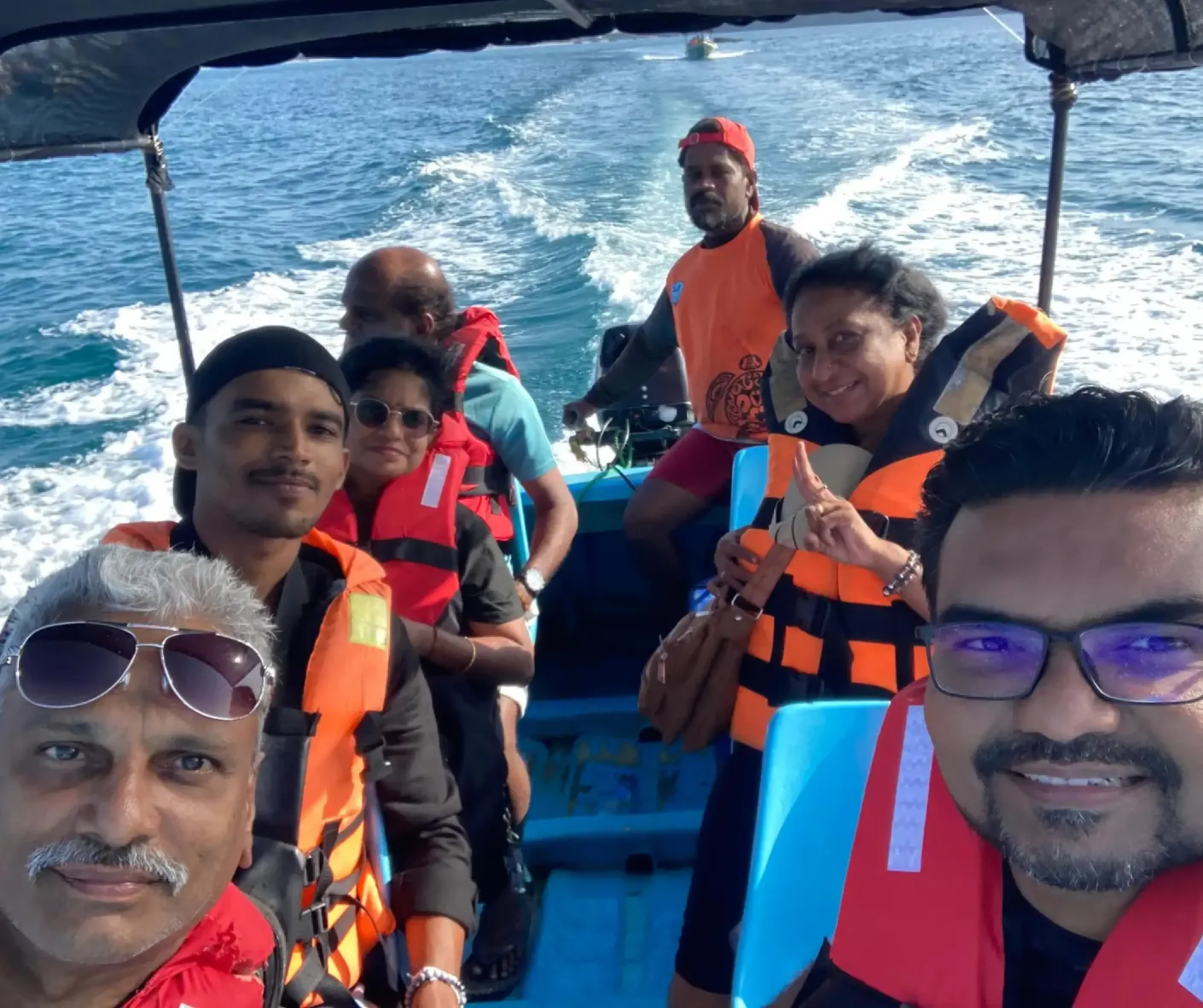 Adventure group on Sri Lanka tour