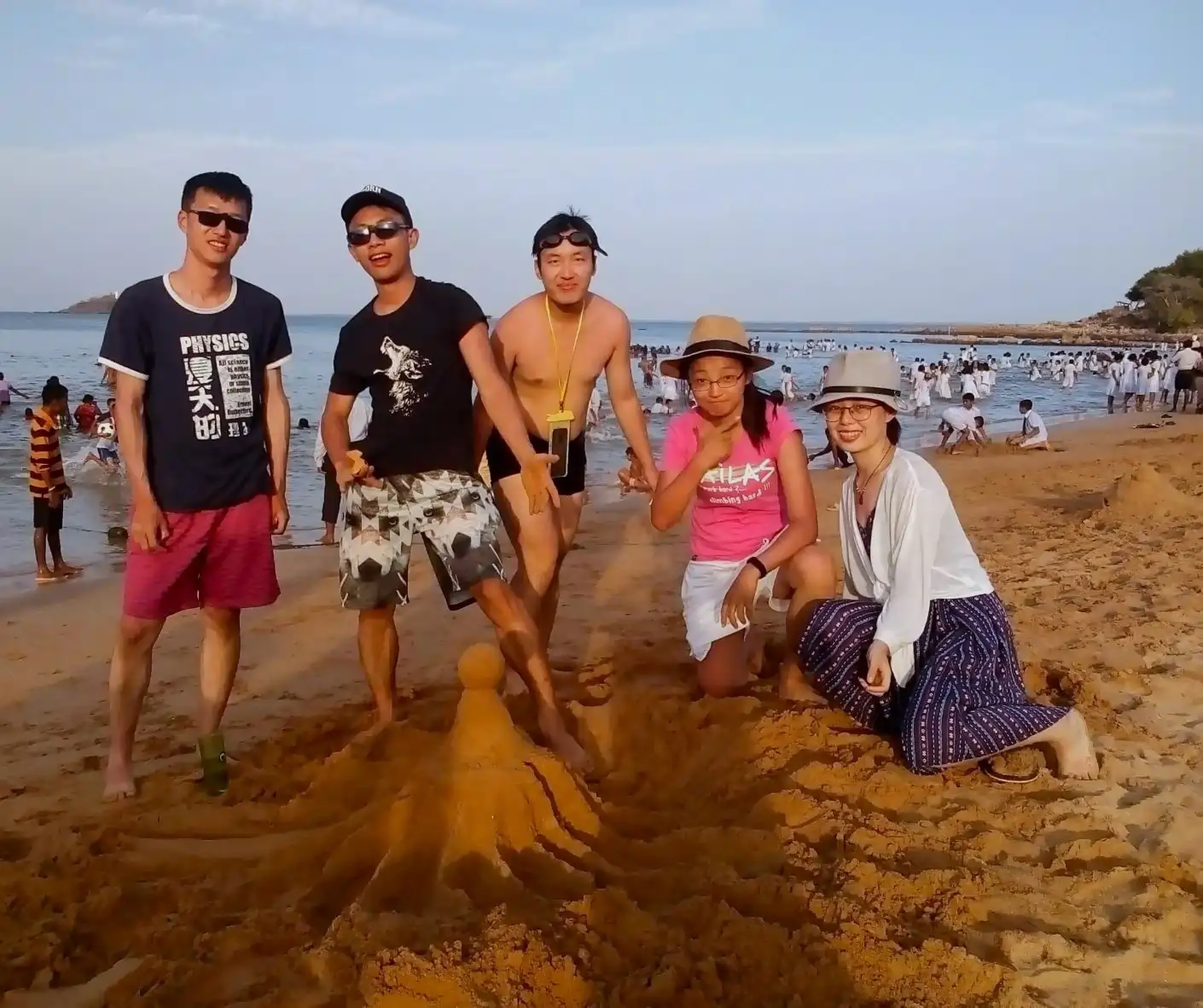 Group enjoying Sri Lanka beach