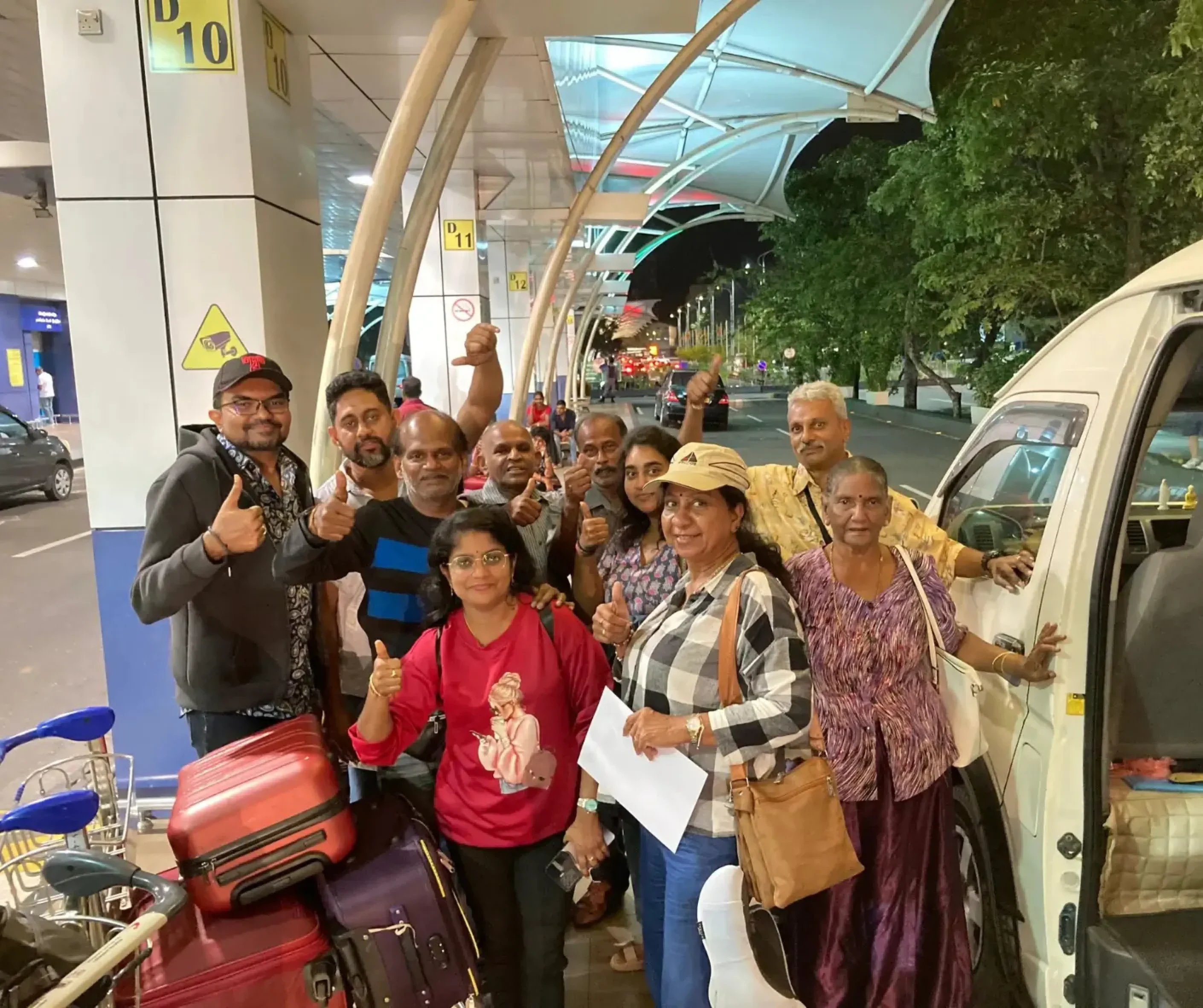 Group enjoying local expertise in Sri Lanka