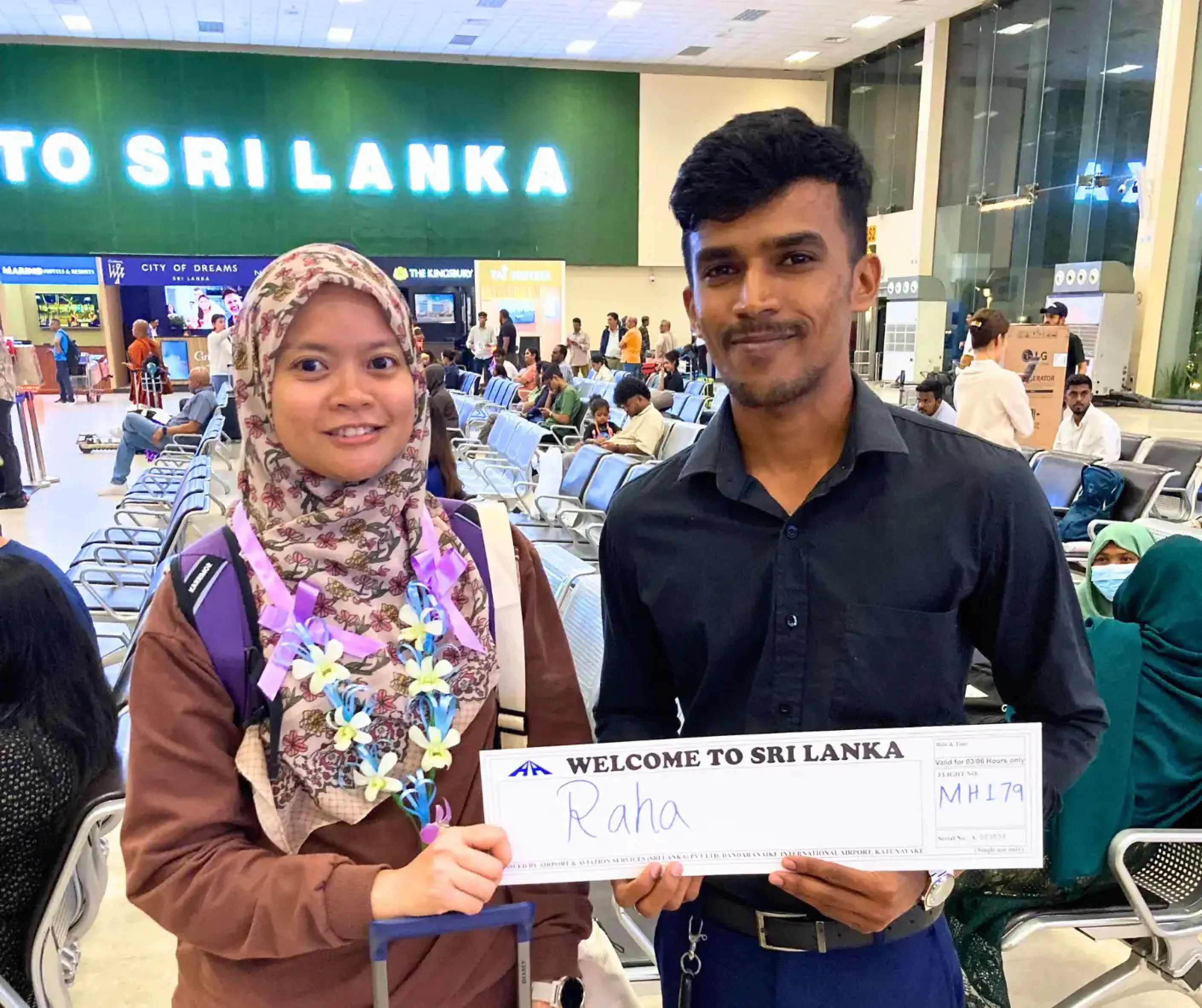 Malaysian Muslim Tourist Arriving To Sri Lanka To Travel