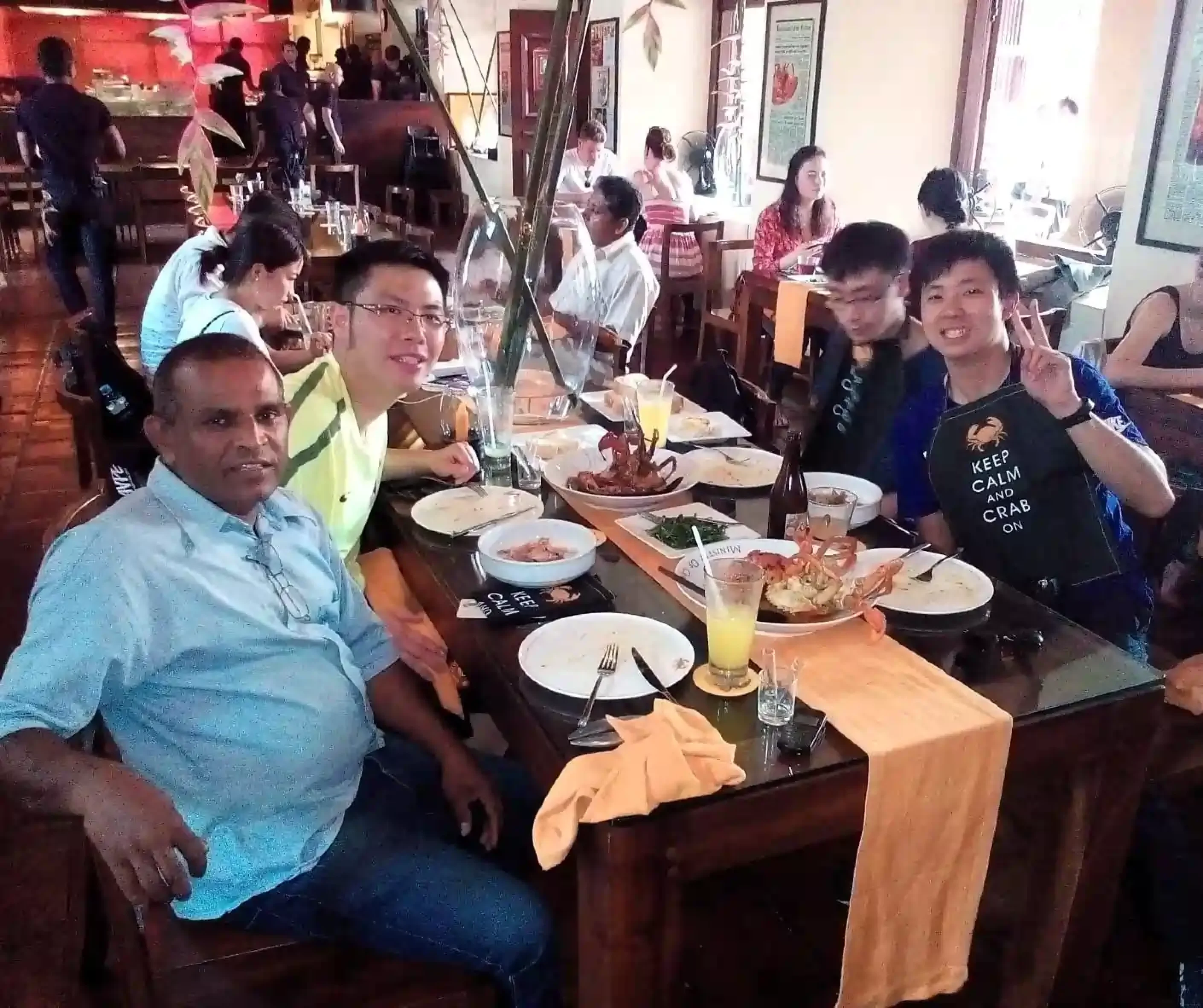 Travelers guided by expert local guide in Sri Lanka